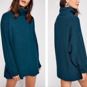 🎁✨Free People✨ Softly Structured Tunic Sweater